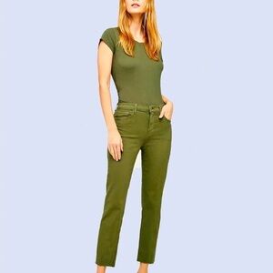 L’AGENCE Basil Sada High Rise Crop Slim Jean